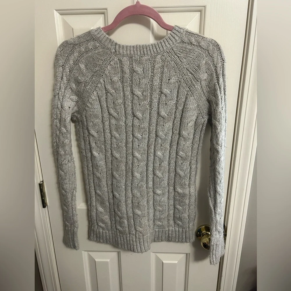American Eagle Sparkly Gray Beige Cable Knit Sweater Small - Picture 5 of 5